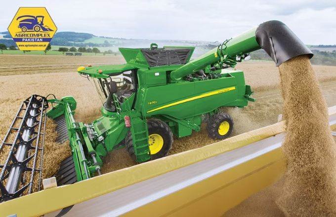 John Deere Combine Harvester 7 John Deere Uses